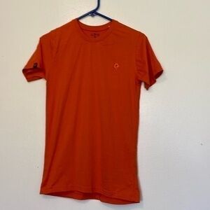 Shaper orange embroidered short sleeve hugger orange shirt med
